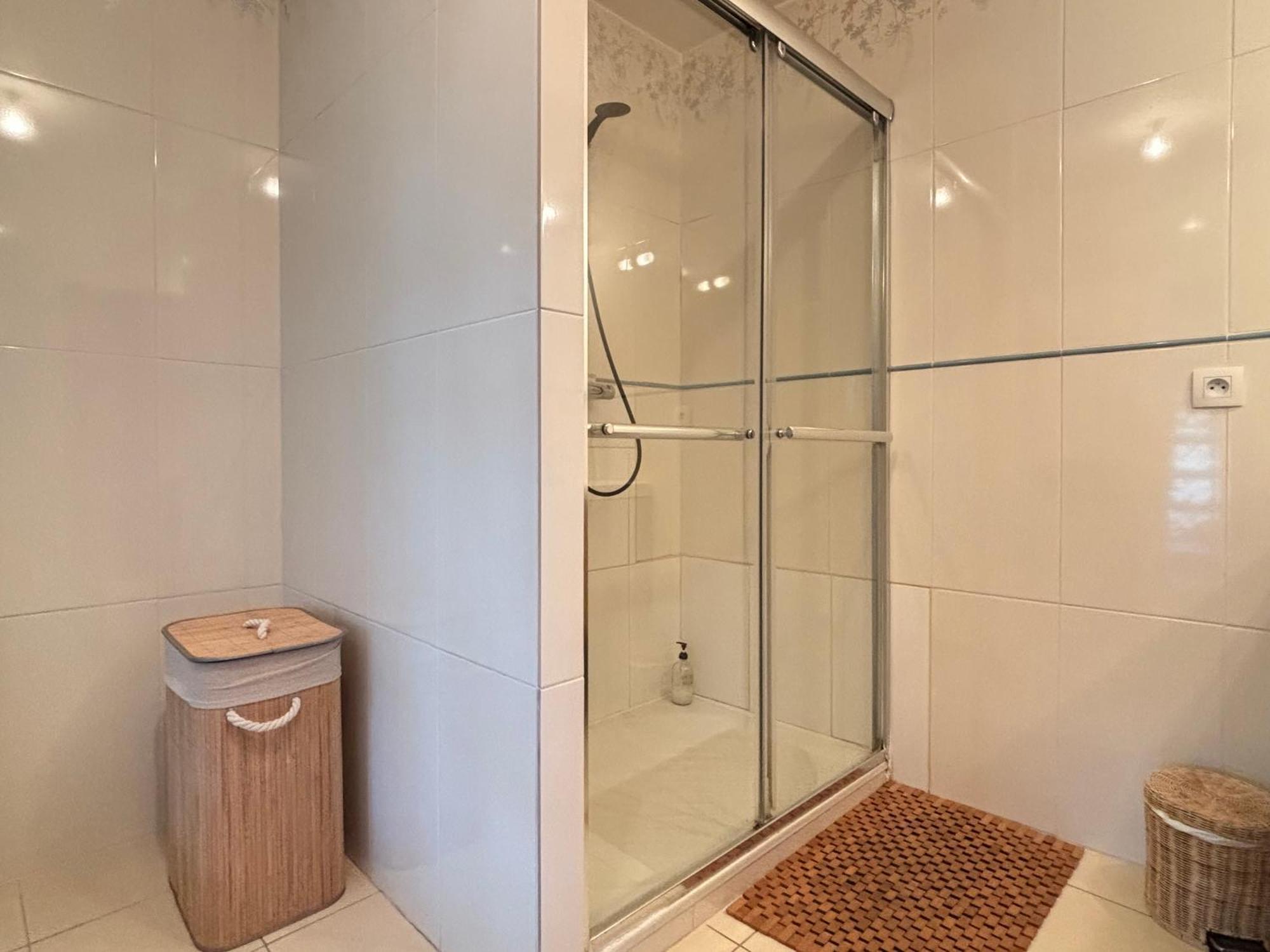 Les Douves Duplex 5 Personnes Lumineux Avec Jardin Et Terrasse Amenagee , Vue Sur Chateau A 5Mn De La Mer, Proche Omaha Beach Et Bayeux Commes Buitenkant foto