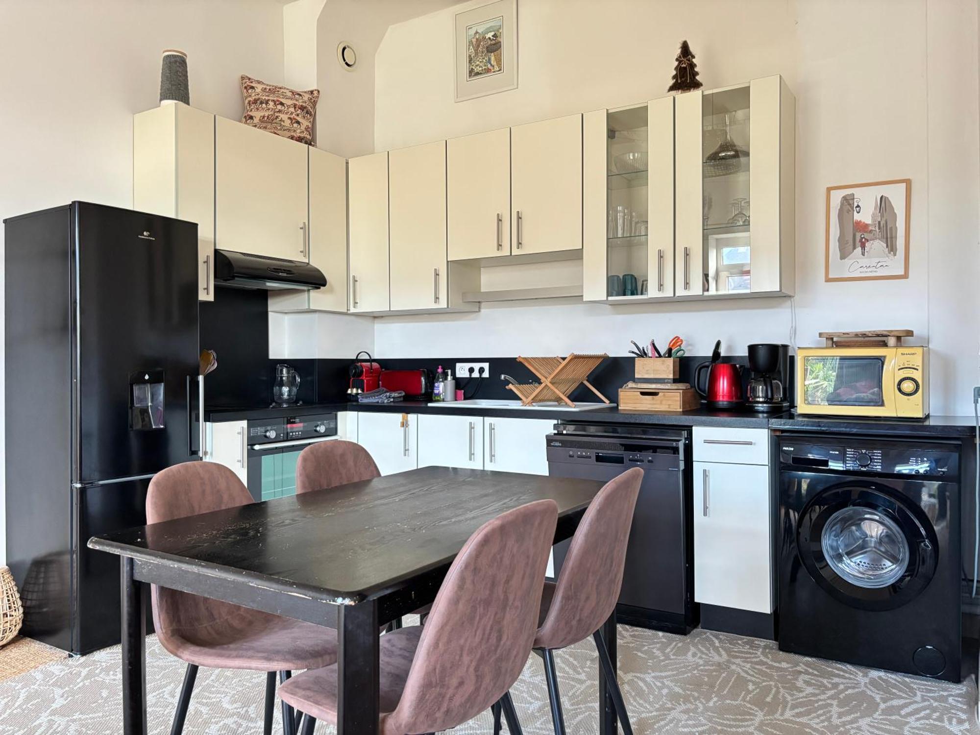 Les Douves Duplex 5 Personnes Lumineux Avec Jardin Et Terrasse Amenagee , Vue Sur Chateau A 5Mn De La Mer, Proche Omaha Beach Et Bayeux Commes Buitenkant foto